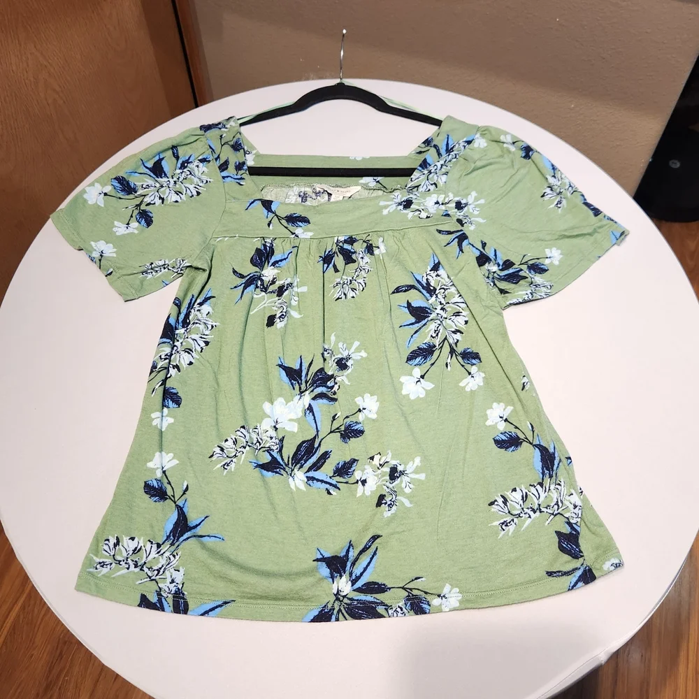 ⭐️Lucky Brand Green Floral Boho Casual Lightweight Blouse Size Small - Picture 6 of 9